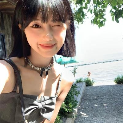 泪光闪闪
